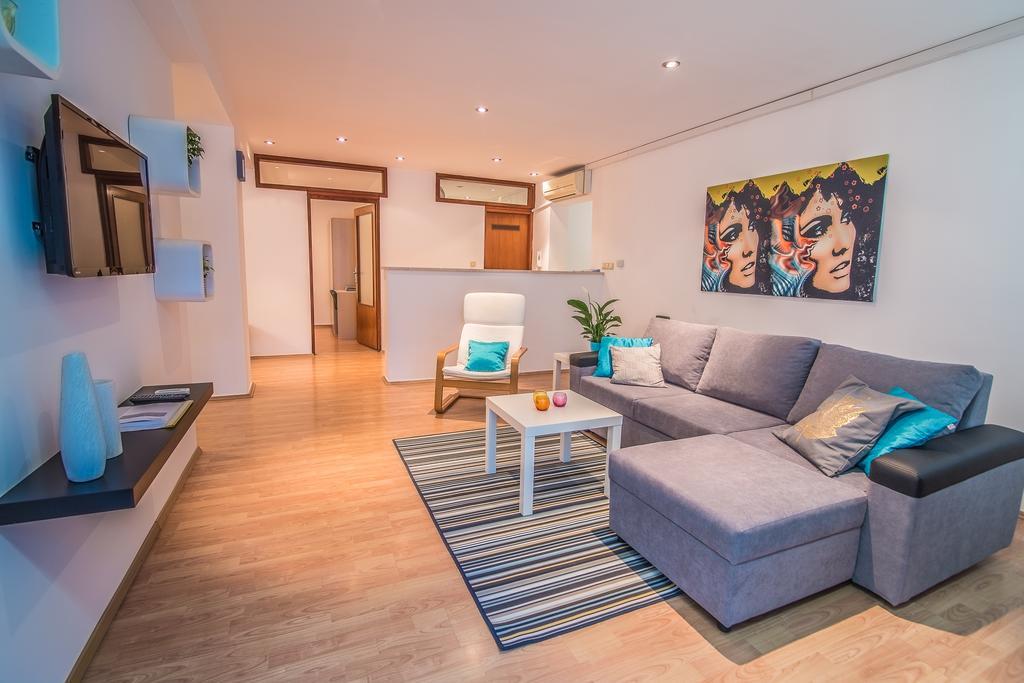 Marina Apartment