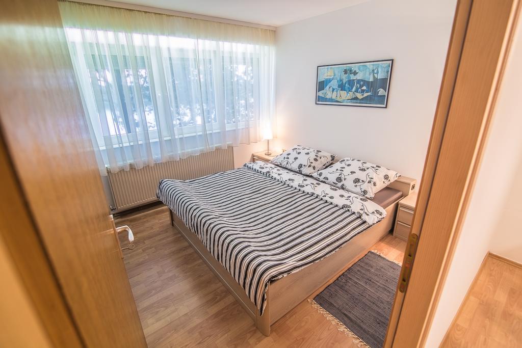 Marina Apartment *
